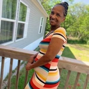 Meet your Posher, Dana